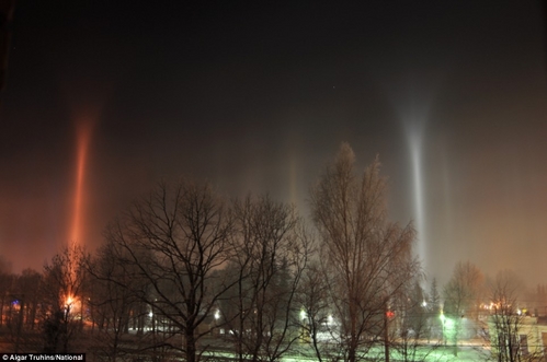 Columns of Light 01.jpg